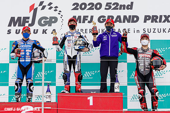 レース2表彰台
